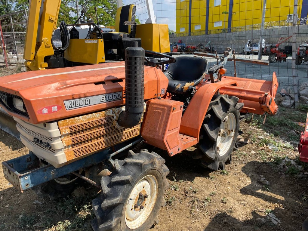 Tractor Kubota B14 